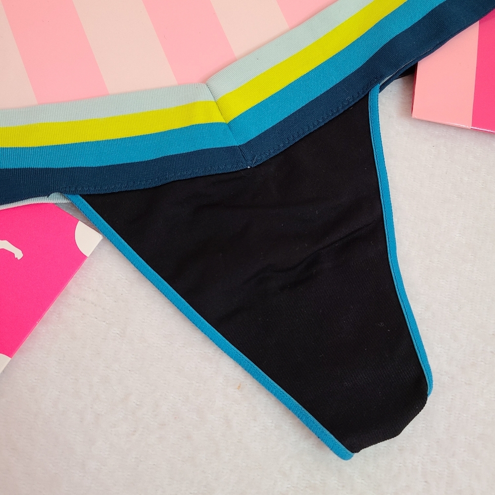 Y2K VS PINK Seamless Stretch Nylon Yoga Extra Low Rise Thong Panty Size M - Picture 2 of 6